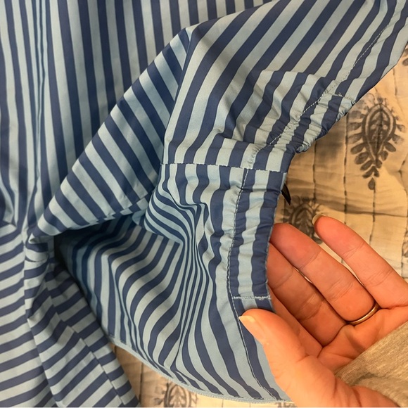 The North Face Blue Striped Jacket - Picture 11 of 12